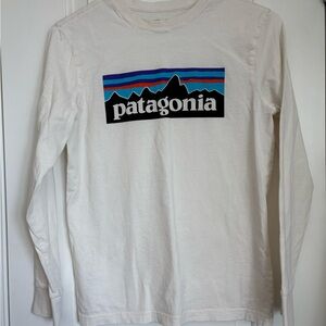 Patagonia Kids Long Sleeve P-6 Logo T-shirt White - Size 12